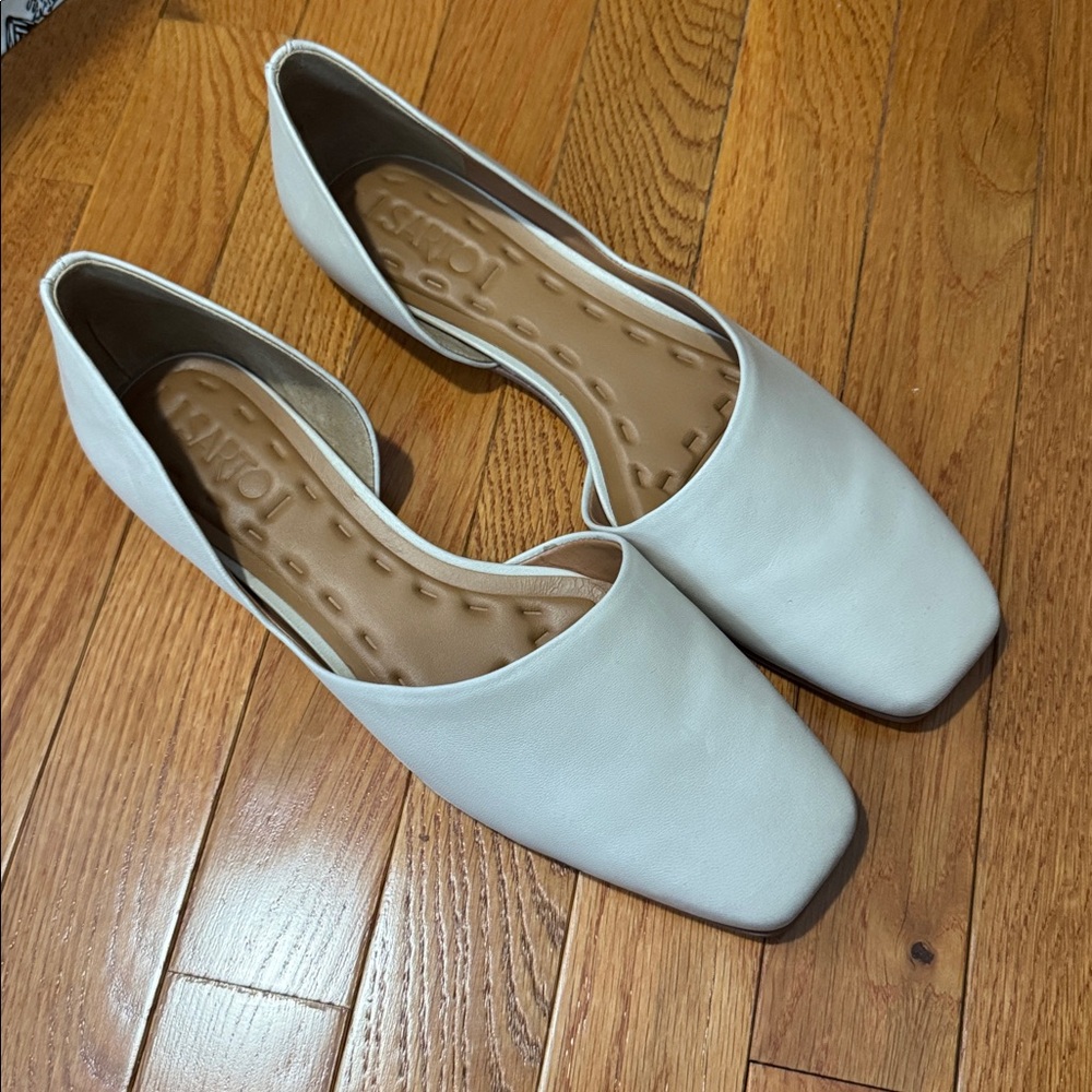 SARTO By Franco Sarto Cream Cutout Flats Size 10 NWOT